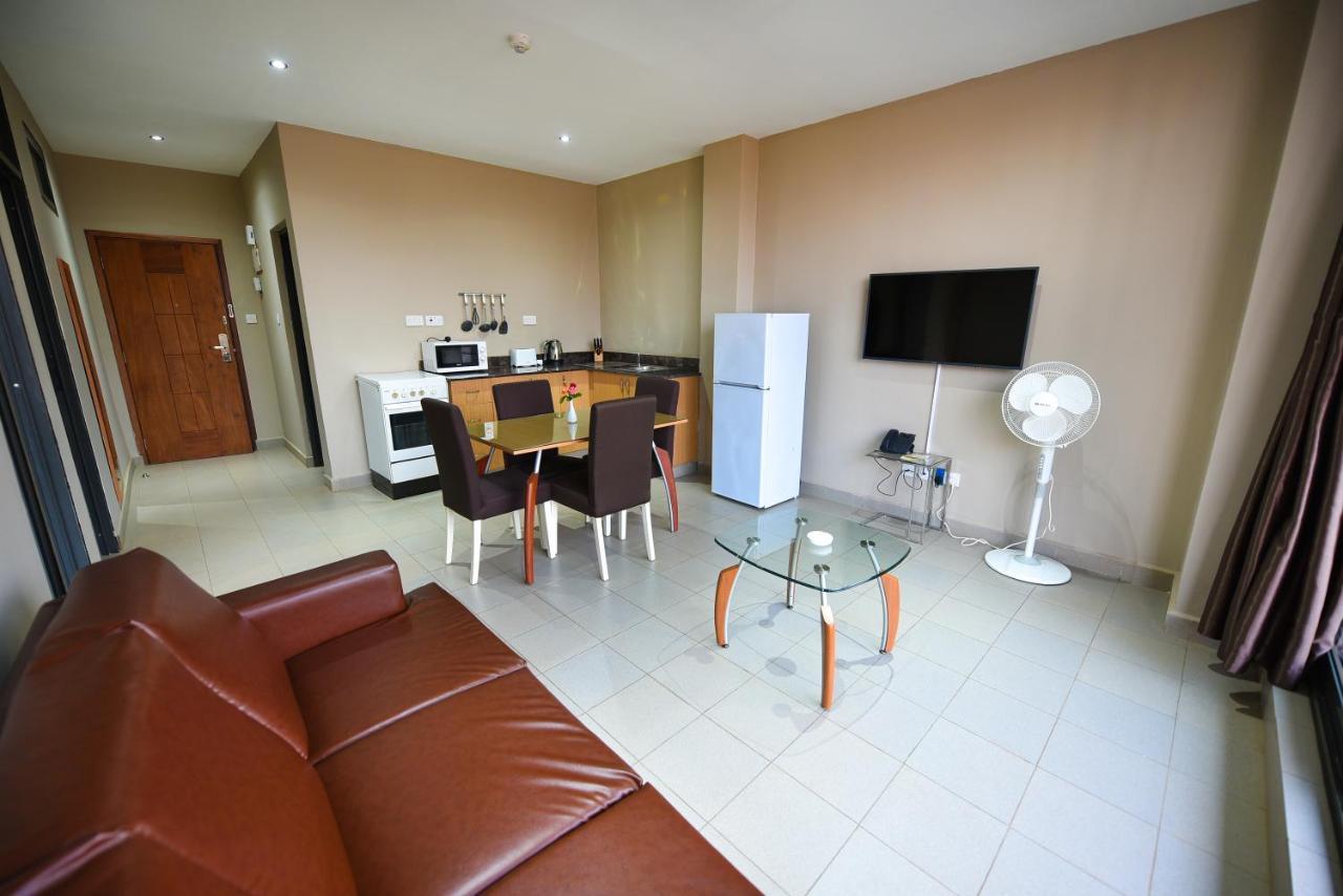 Kampala Boulevard Suites Екстер'єр фото